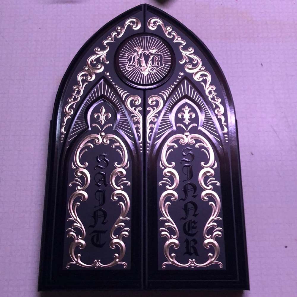 LE Kay Von D Saint and Sinner palette